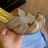 Sandália Rasteira Cravejada Vizzano (Oferta de Atualização de estoque)